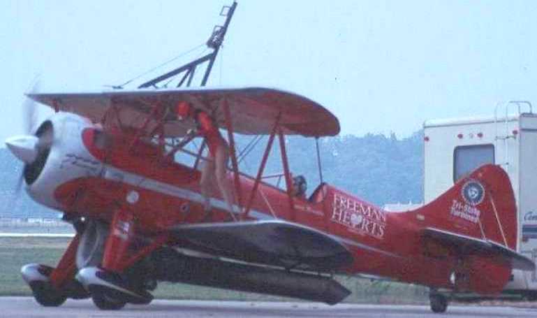 CLASSIC Waco Classic WACO CPF WACO ENF WACO F WACO INF WACO KNF WACO PBF WACO PCF WACO QCF WACO RNF WACO UBF WACO UMF WACO UPF WACO VPF WACO YMF WACO YPF WACO ZPF WACO CLASSIC YMF WACO OHIO UMF WACO OHIO YMF WACF aircraft photograph
