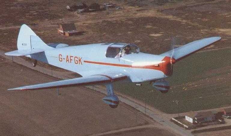 MILES M-11 Whitney Straight PHILLIPS & POWIS M-11 Whitney Straight WHIT aircraft photograph