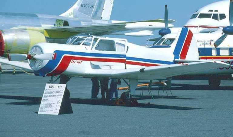 TECHNOAVIA SM-94 TECHNOAVIA SM-2000P YAKOVLEV Yak-18T Y18T aircraft photograph